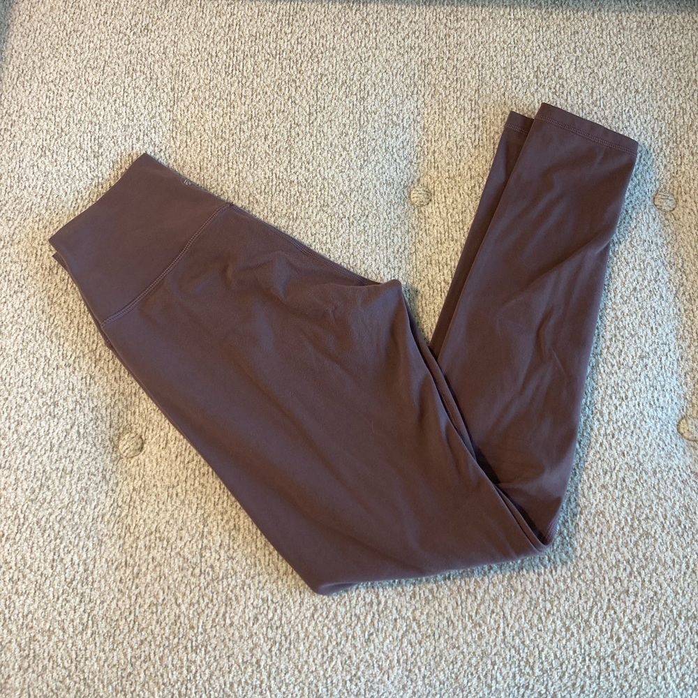 Senita Salutation Leggings in Lilac size small